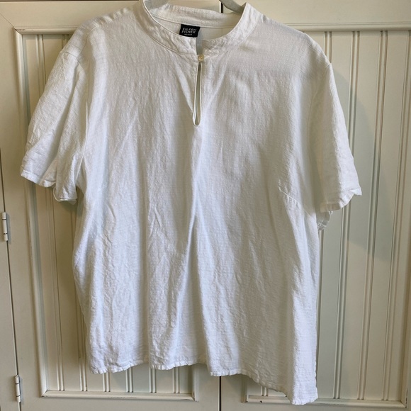 Linen t-shirt. - Picture 1 of 3